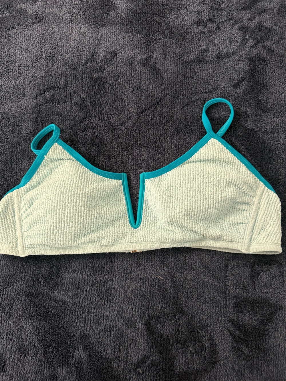 Xhilaration Mint Bralette with Teal Trim